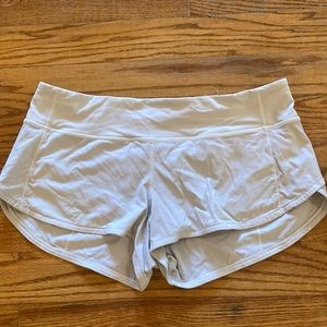 Lululemon White Speed up Shorts 2.5